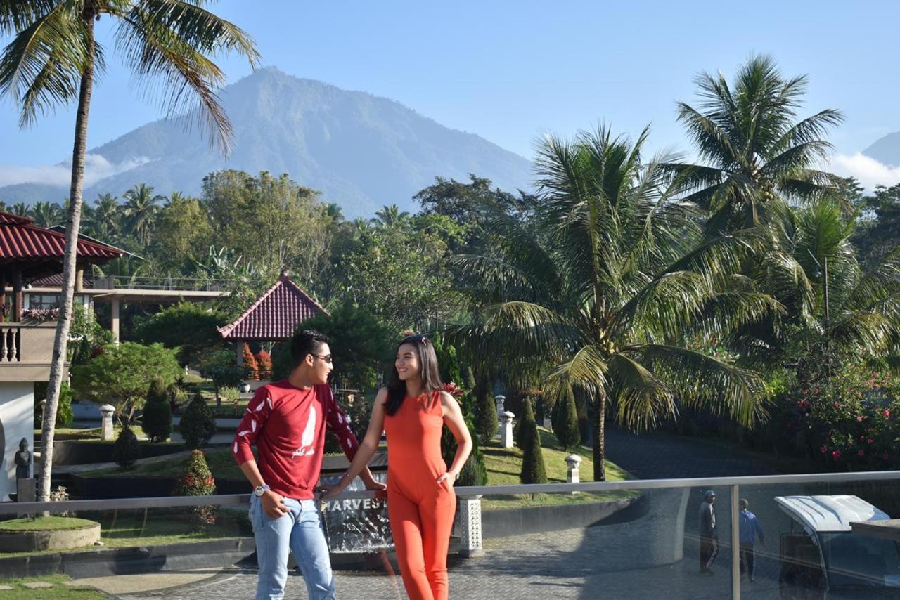 Grand Harvest Resort & Villas Banyuwangi  Extérieur photo