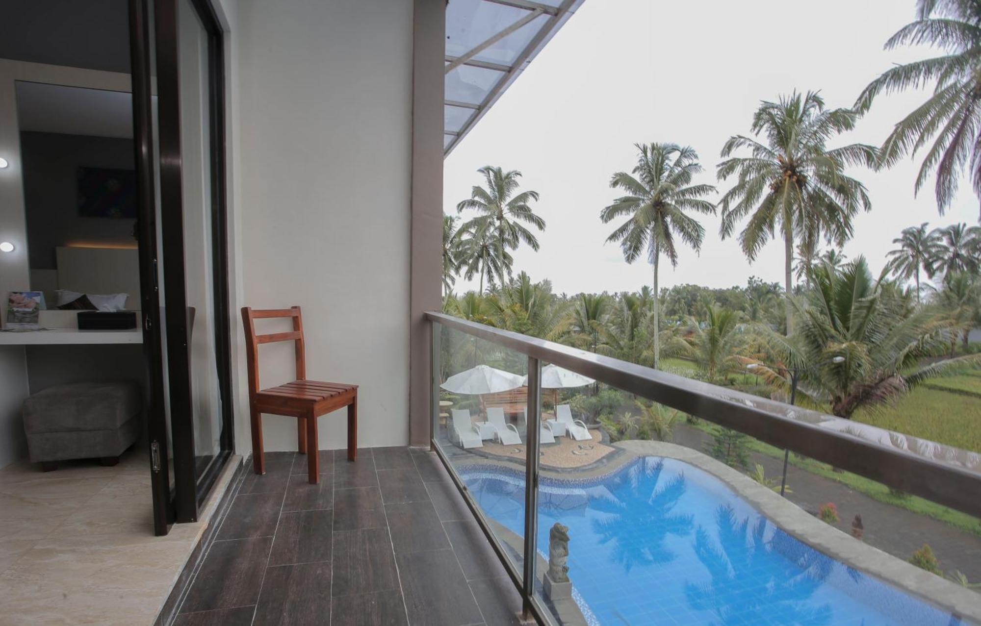 Grand Harvest Resort & Villas Banyuwangi  Extérieur photo