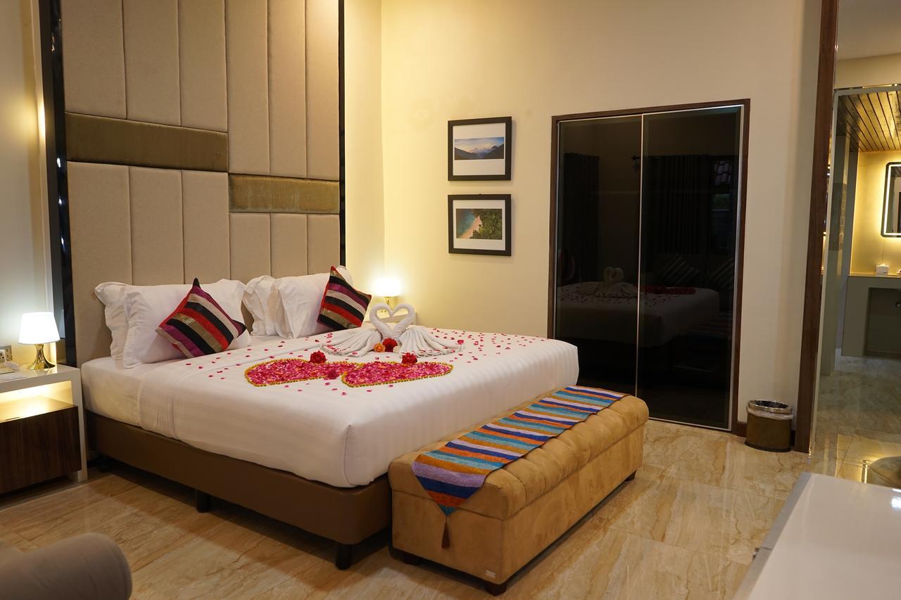 Grand Harvest Resort & Villas Banyuwangi  Extérieur photo