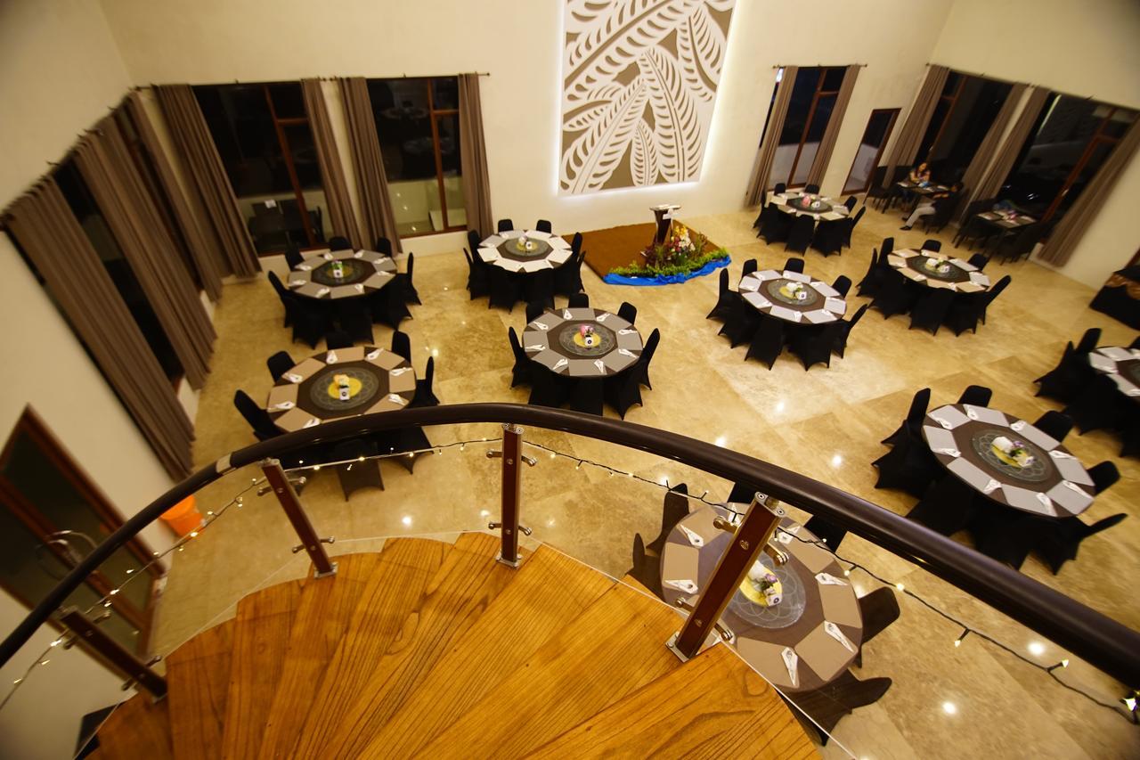 Grand Harvest Resort & Villas Banyuwangi  Extérieur photo