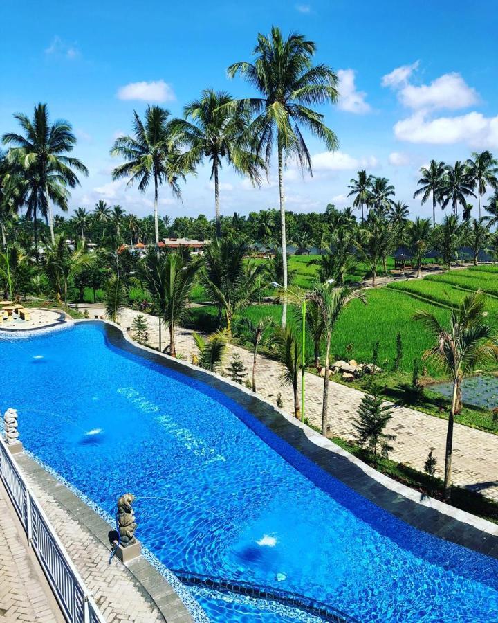 Grand Harvest Resort & Villas Banyuwangi  Extérieur photo