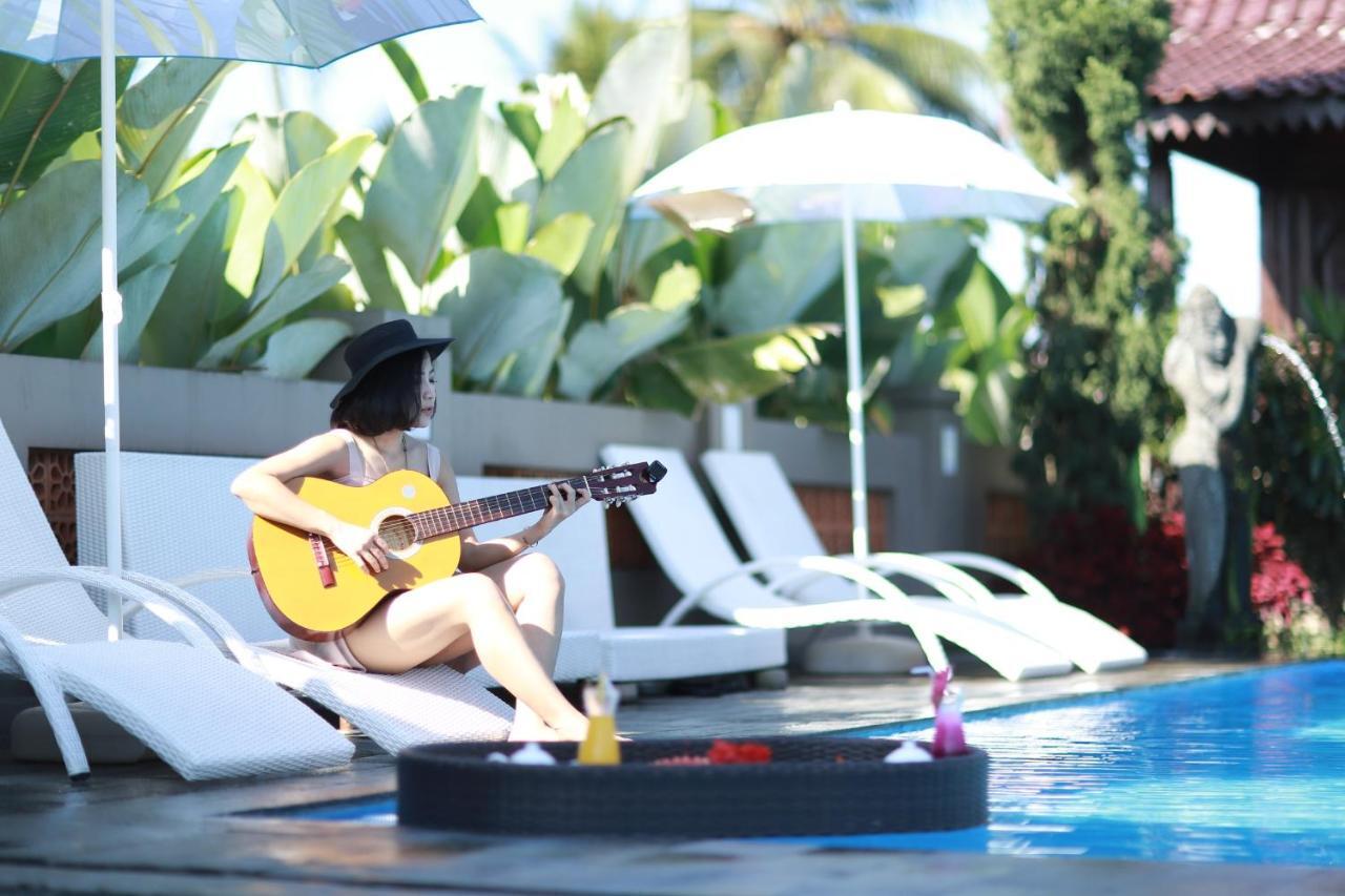 Grand Harvest Resort & Villas Banyuwangi  Extérieur photo